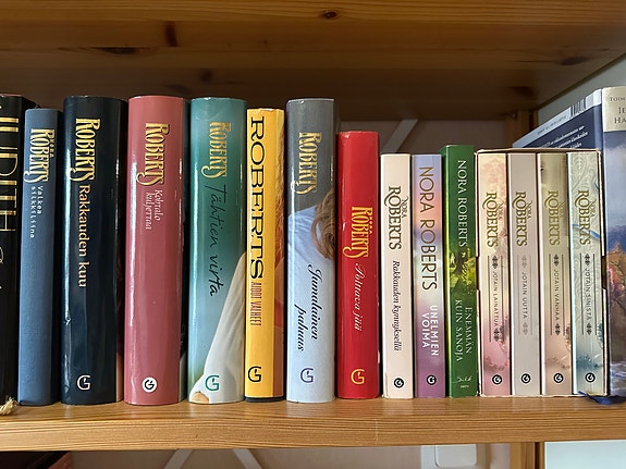 Nora Roberts kirjoja