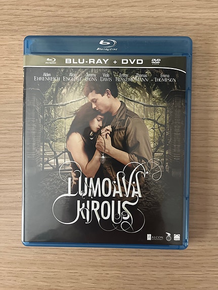Lumoava kirous Blu-ray + DVD elokuva