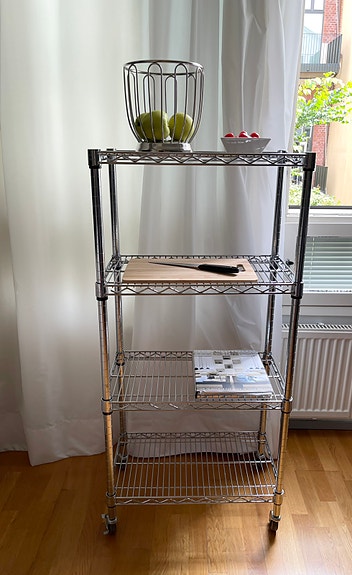 ITALIALAINEN VICE VERSA metalli HYLLYKKÖ / KÄRRY 35x60x127 cm pyörillä