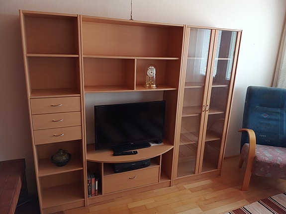 Kirjahylly/tv-taso