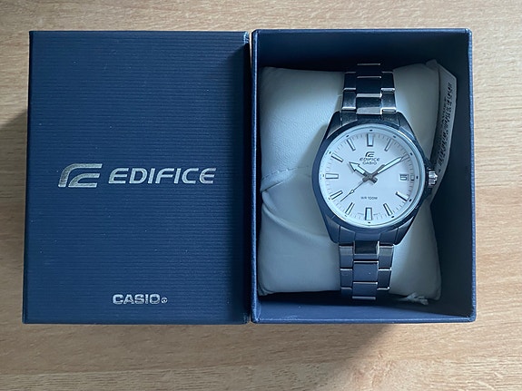 Casio Edifice miesten rannekello