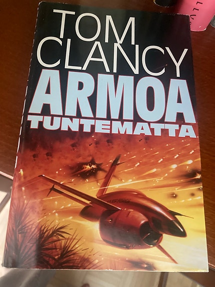 Tom Clancy Armoa tuntematta