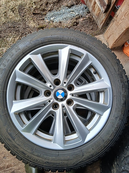 Bmw rengassarja 17 tuumaa