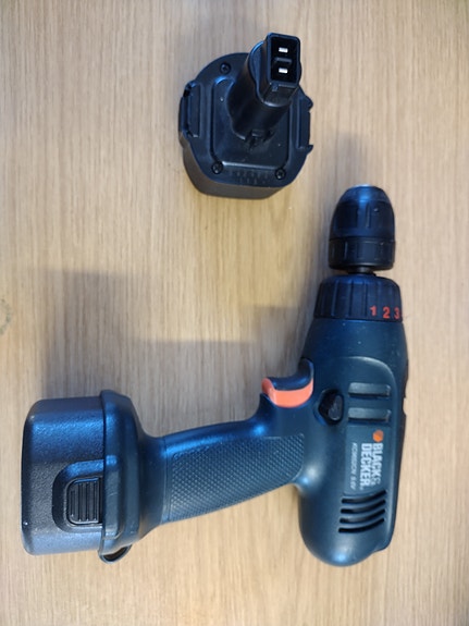 Black & Decker akkuporakone