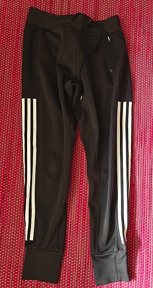 Adidas treenihousut