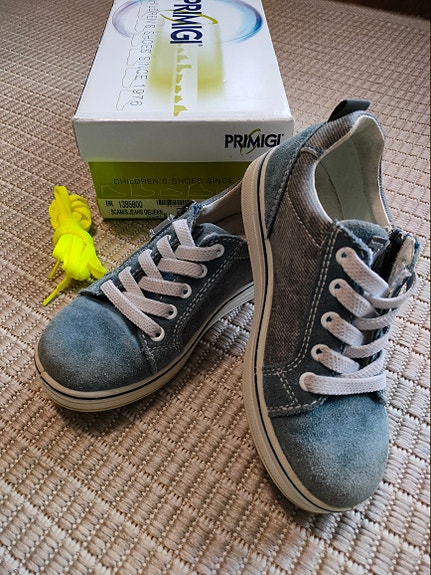 Primigin tennarit 28