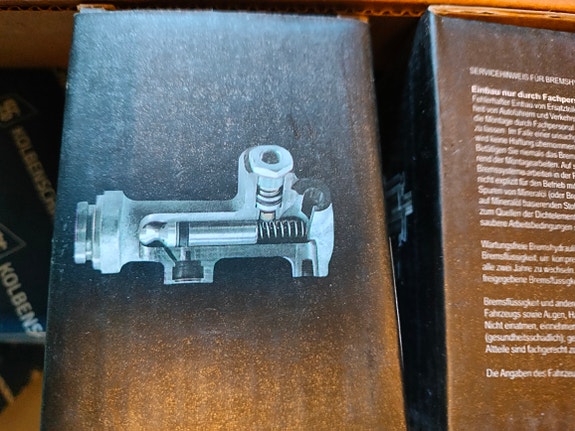 Product image 36 of 47