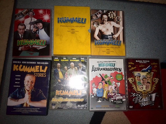 kummeli  4  elokuvaa  2 sarjaa  dvd  VAIN tänään myynis
