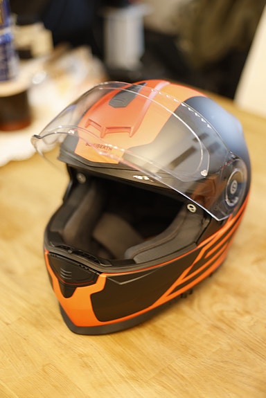 Schuberth S2 sport moottoripyöräkypärä