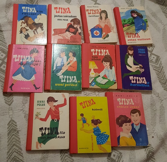 Tiina-kirjasarjan kirjoja