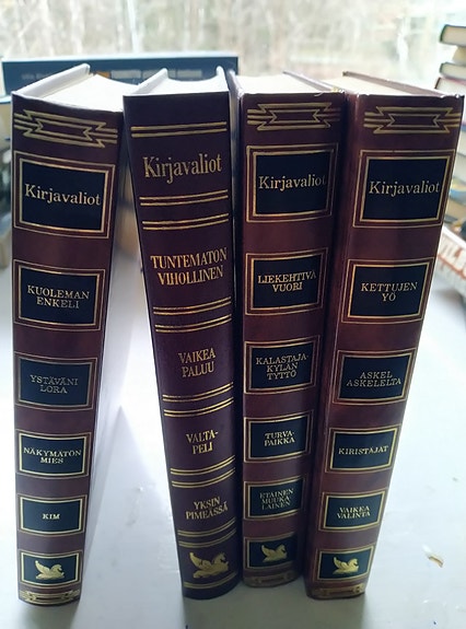 Kirjavaliot