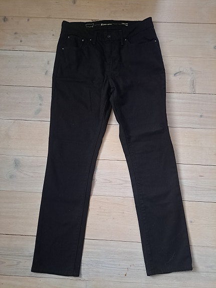 Levi's demi curve slim W29/L30