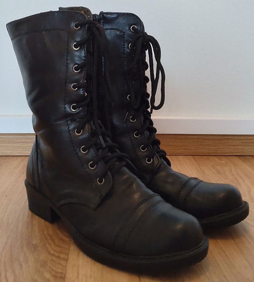 Line collection nahkakengät