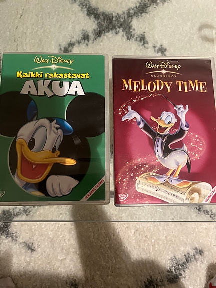 Walt Disney Kaikki rakastavat Akua ja Melody Time DVD-elokuvat