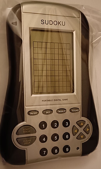 käsikäyttöinen Sudoku‑peli