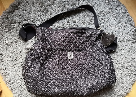 Babymel hoitolaukku