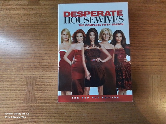 DESPERATE HOUSEWIVES 5 KAUSI