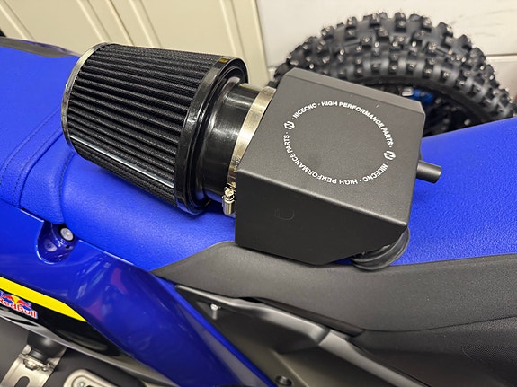 Yamaha Tenere ilmansuodatin ja kotelo