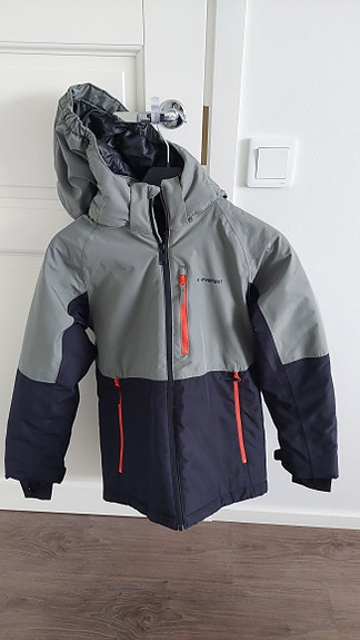 Everest laskettelutakki 158