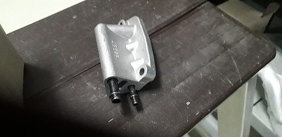 Ruiskutusyksikön laippa Opel Corsa-B / Astra-F / Astra-G / Corsa-A / Kadett-E