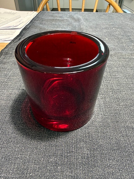 Iittala Kivi-tuikku punainen