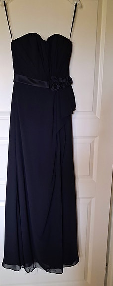 Romantican musta iltapuku koko 8