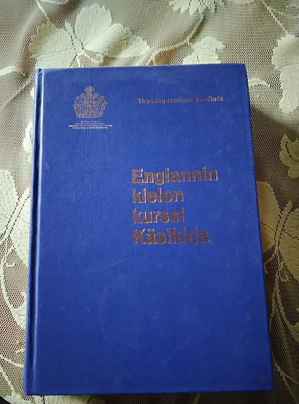Englannin kielen kurssi käsikirja oppikirja 1971