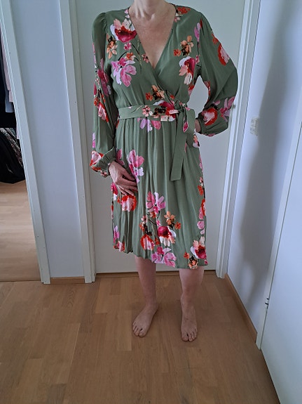 Kaiko Wrap Dress Cherry Blossom S