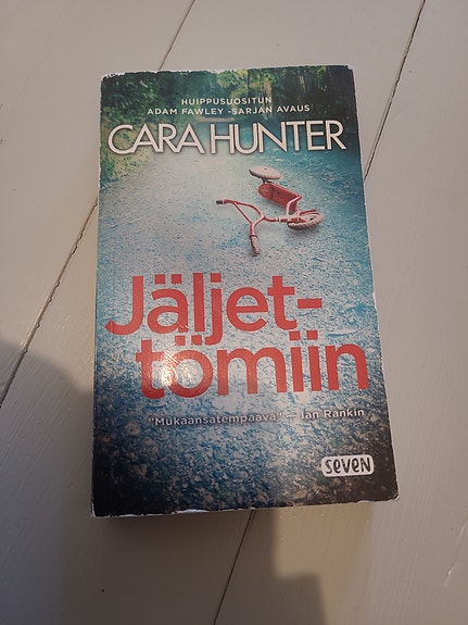 Cara Hunter Jäljettömiin pokkari