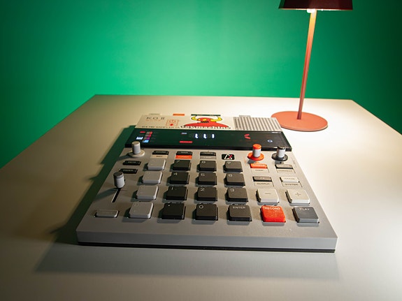 Product image 2 of 7