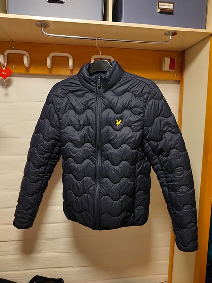 Lyle & Scott kevyttoppatakki