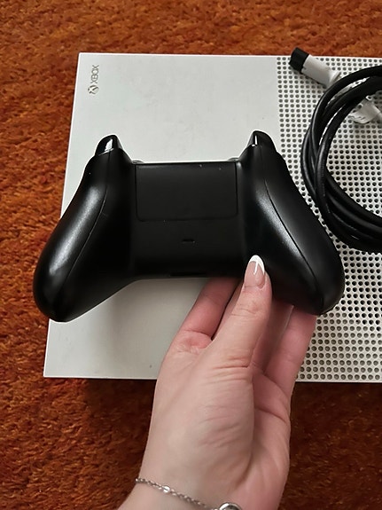 Product image 3 of 9