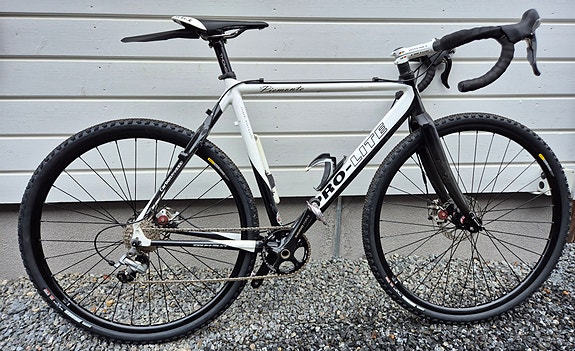 Pro-Lite cyclocross/gravel-pyörä kahdet kiekot