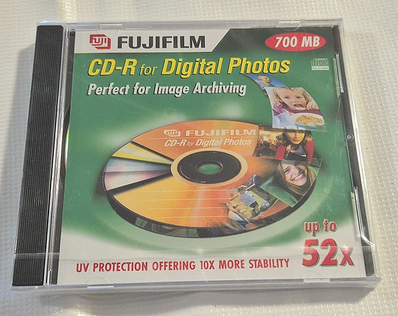 Fujifilm CD-R 700MB, avaamaton