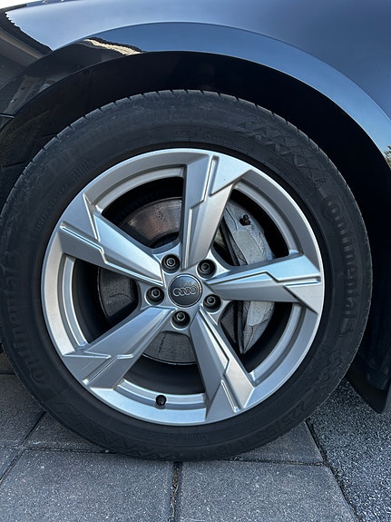 Audi A6 18” + Continental renkaat