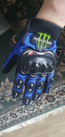 Monster energy uudet ajohanskat koko xl/10
