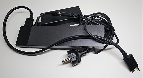 HP Elite Thunderbolt 3 Dock + 90W virtalähde