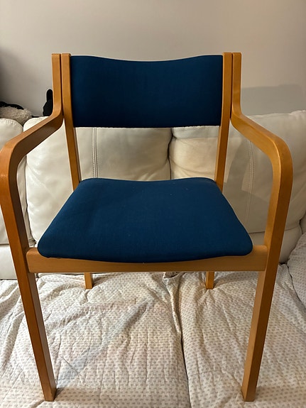 3x Kari 1 -tuolia(P.O. Korhonen)myynnissä – kotimainen design Hinta: 90€ /30 €