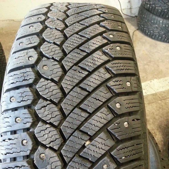 Nastarenkaat Continental Conti Ice Contact 4x4 DOT 2014 225/65 R17 102 T XL T 10