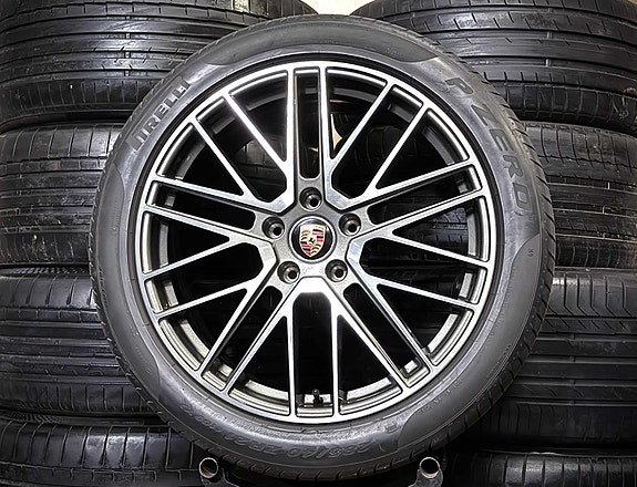 Kevytmetallivanteet Porsche Panamera DEMO 9.5xR21 5x130 / ET69-71 / 71.6