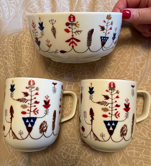 Iittala Sarjaton käyttämättömiä tarrallisia Varpu mukeja ja kulho (kpl-hinta)