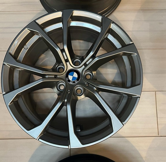 Kevytmetallivanteet BMW Original 7.5xR17 5x112 / ET30-0 / 66.6