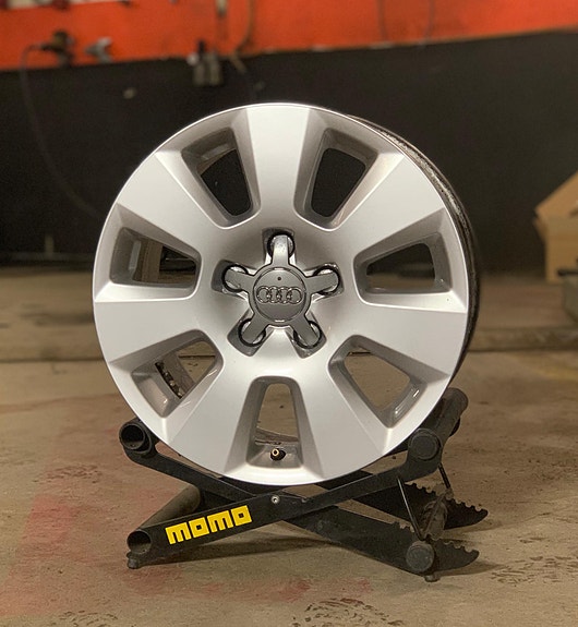 Kevytmetallivanteet Audi Original 7.5xR16 5x112 / ET37-0 / 66.6