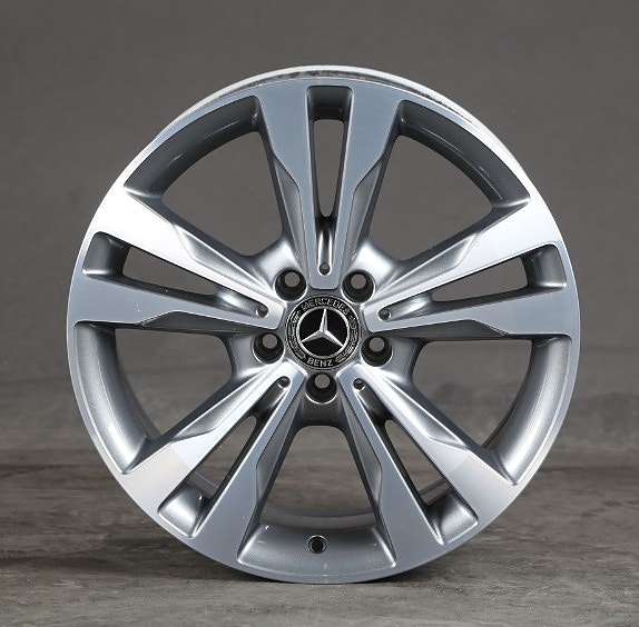 Kevytmetallivanteet Mercedes-Benz A2054012902 (C-Class W205/S205/A205/C205) 7.5x