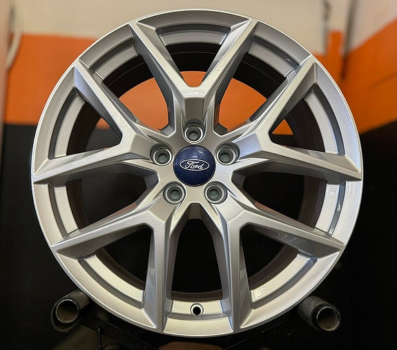 Kevytmetallivanteet Ford Original 7.5xR18 5x108 / ET50 / 63