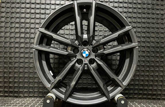 Kevytmetallivanteet BMW 8059723/8059724 (X3 M F97/X4 F98) 9xR20 5x112 / ET28-39