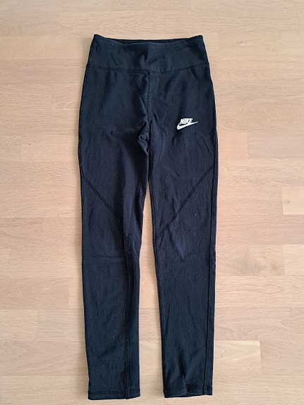 Nike treenitrikoot 146-156cm