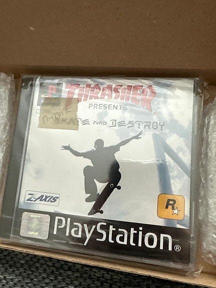 Product image 3 of 3