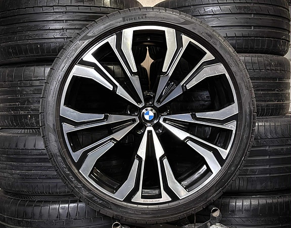 Kevytmetallivanteet BMW Individual Original DEMO 9.5xR23 5x112 / ET32-43 / 66.6