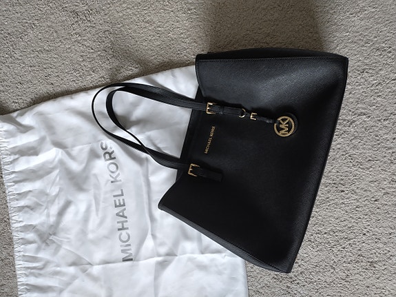 Michael Kors Jet Set Travel -käsilaukku
